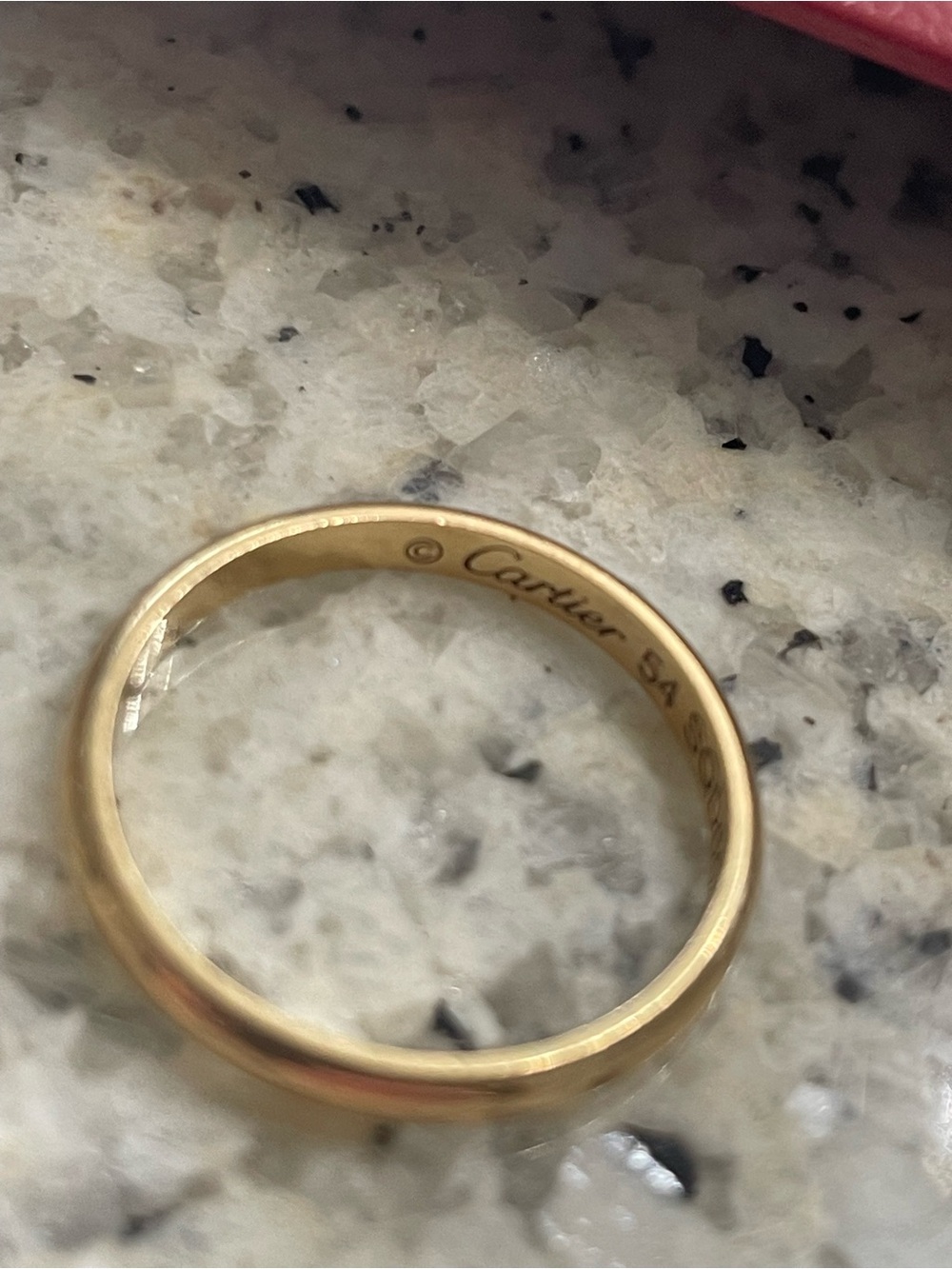 Cartier 1895 Classic 18k Yellow Gold Ring 2.5mm - Picture 2 of 8